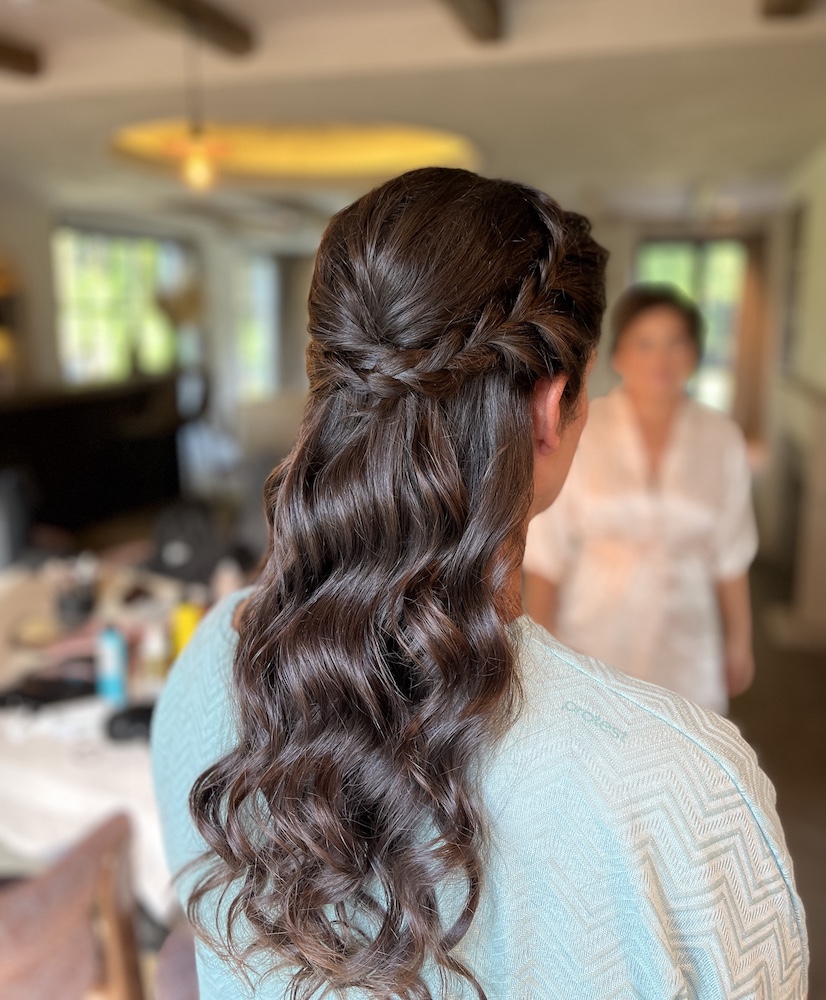 Bridal half updo