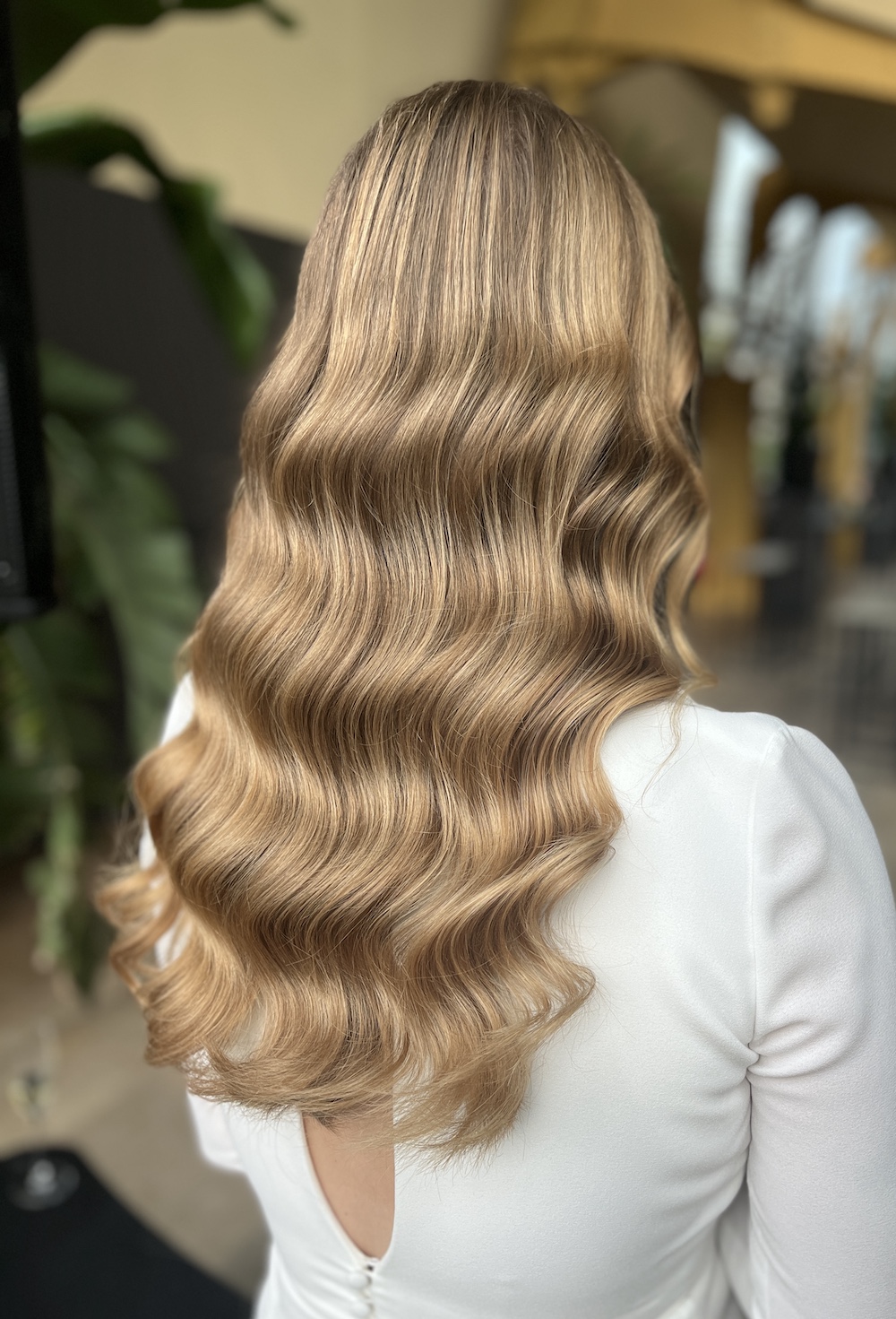 Bridal hollywood wave